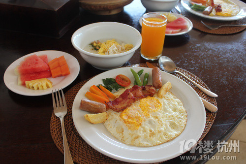 eye硿ڰuزR(sh)҂?c)ڴ˽Y(ji)300D