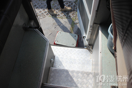 eye硿ڰuزR(sh)҂?c)ڴ˽Y(ji)300D