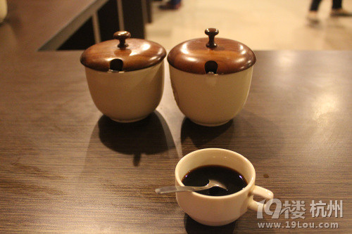 eye硿ڰuزR(sh)҂?c)ڴ˽Y(ji)300D