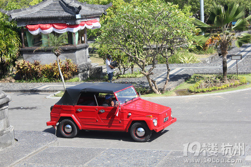 eye硿ڰuزR҂ڴ˽Y(ji)300D