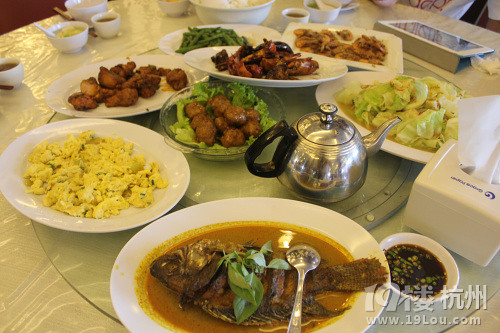eye硿ڰuزR҂ڴ˽Y(ji)300D