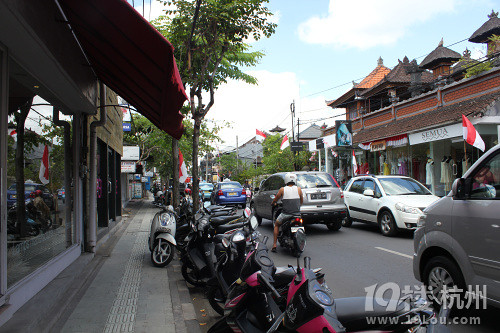 eye硿ڰuزR҂ڴ˽Y(ji)300D