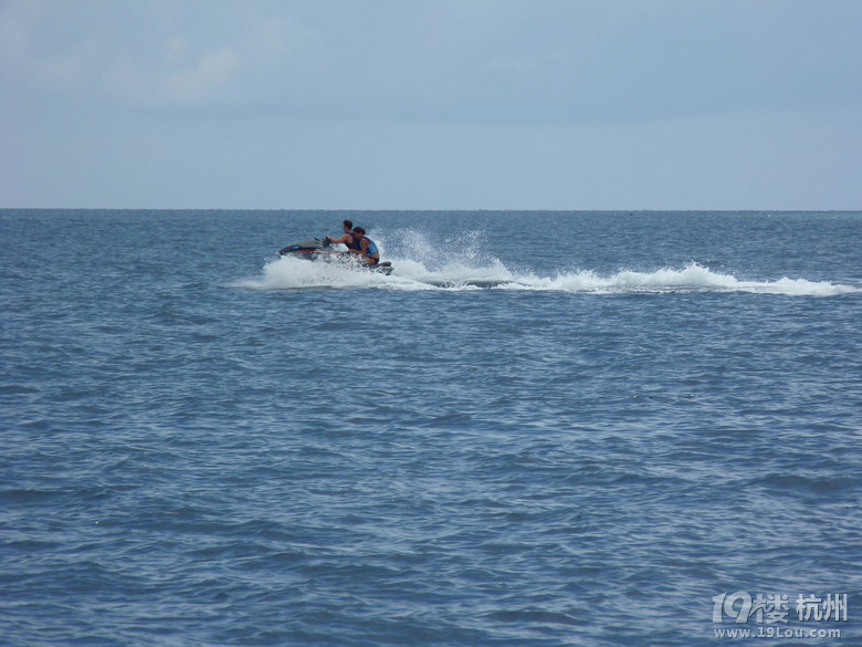 哲爸哲妈的麻袋天堂岛之旅