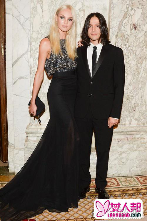 Ůǳģ2013amfAR A(f)¾r(sh)