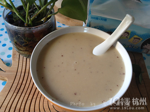 健康早餐自己做,曬曬我用豆?jié){機做的營養(yǎng)早餐