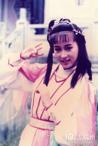 曾华倩邵美琪80年代女星美艳惊人