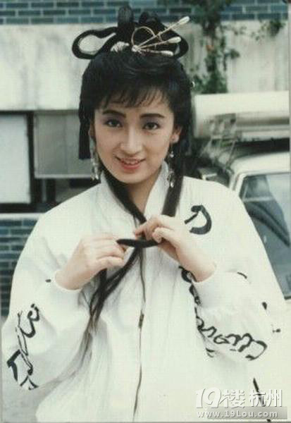 曾华倩邵美琪80年代女星美艳惊人