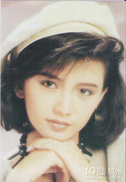 曾华倩邵美琪80年代女星美艳惊人