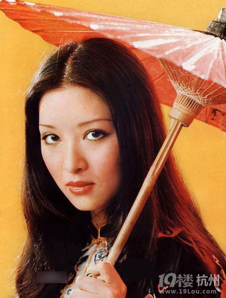曾华倩邵美琪80年代女星美艳惊人