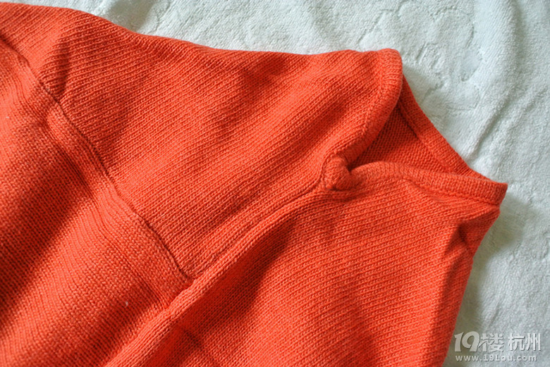 【淘原单】大嘴猴雪地裤 .美女T.风衣.毛衣!