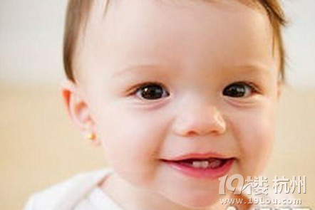 人的乳牙有多少颗-幼儿期(1-3岁)-孩爸孩妈聊天
