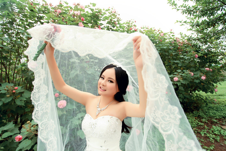 【新娘日记】 ---机器猫来送婚戒 ___我的红&蓝双色小婚礼
