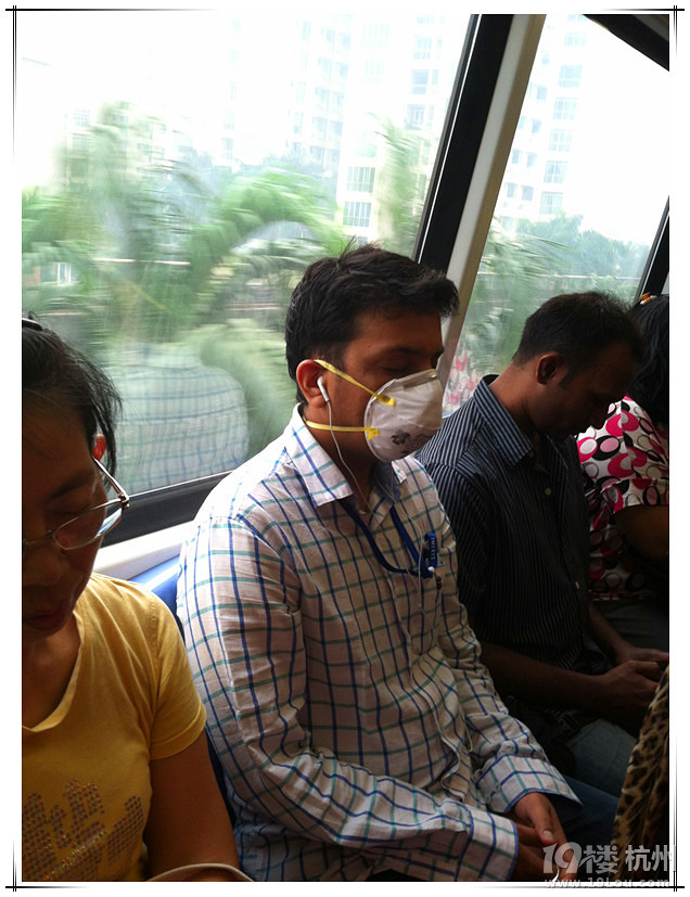 СС2013 ""l(f)F(xin)֮áSingapore