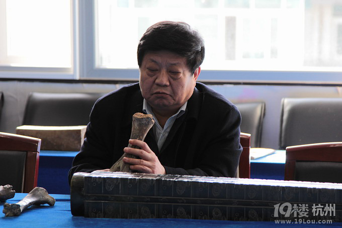 首届良诸文化异型器学术研讨