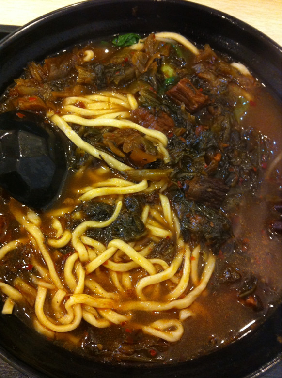 牛家庄的老坛酸菜牛肉面