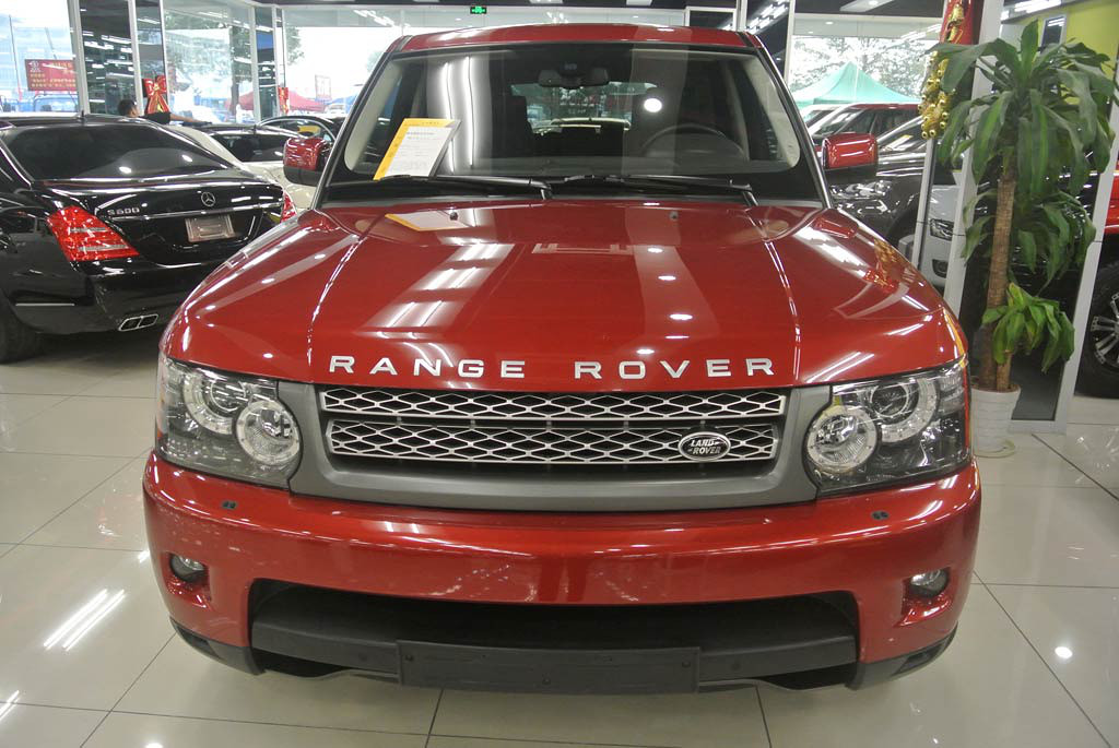 2010年10月路虎揽运5.0t顶配