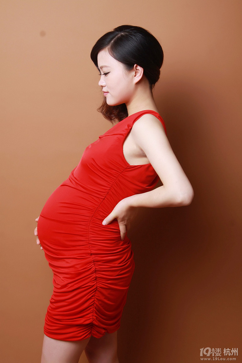 孕照拿到手,只为留个纪念-拍摄于半岛孕味-准妈妈俱乐部-准妈妈论坛