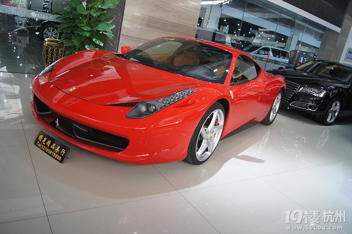 法拉利458,2011年6月上牌,紅色,超級跑車