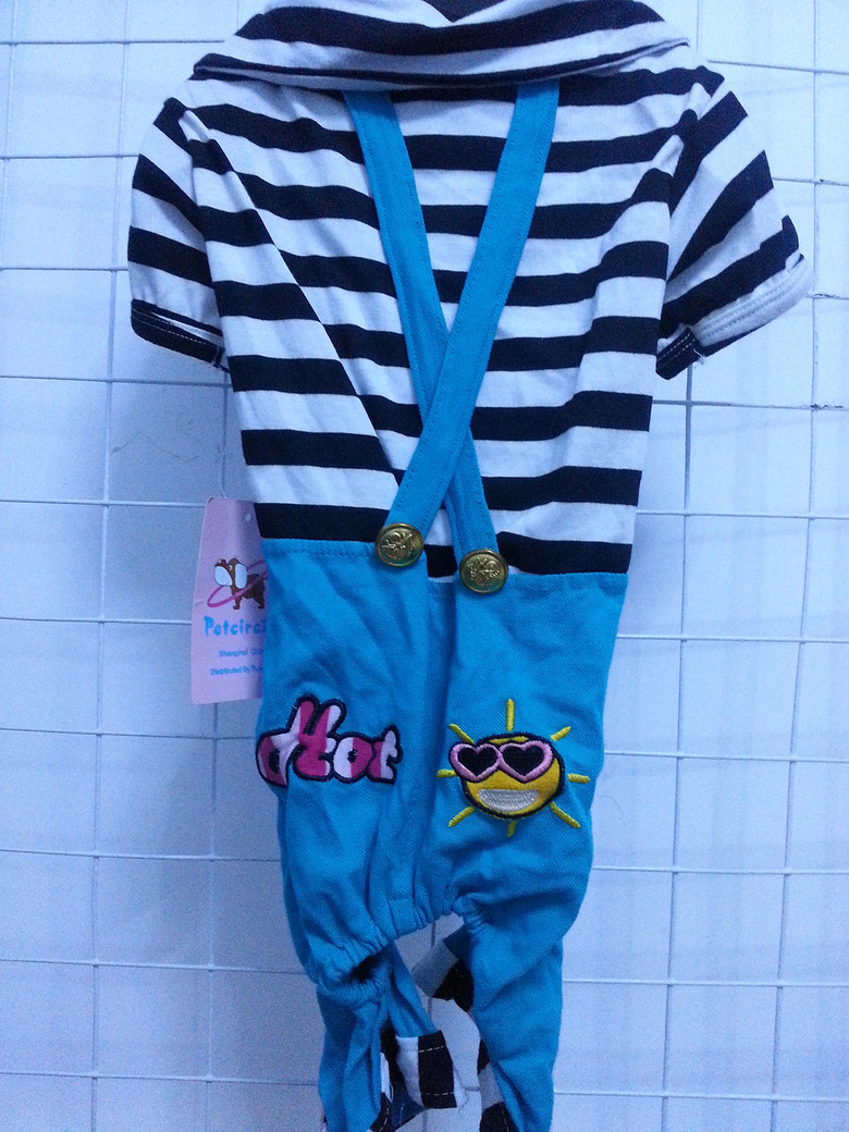 宠物用品店转让。衣服用品清仓处理。淘便宜的