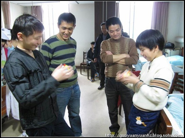 2009��12��13�հ����̵Ĳ��͡��������ڷ�������Ű���Ц�����