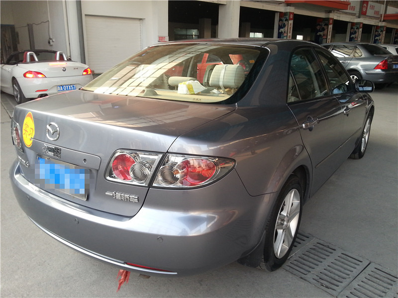 马自达6 2.0 手动档 银色