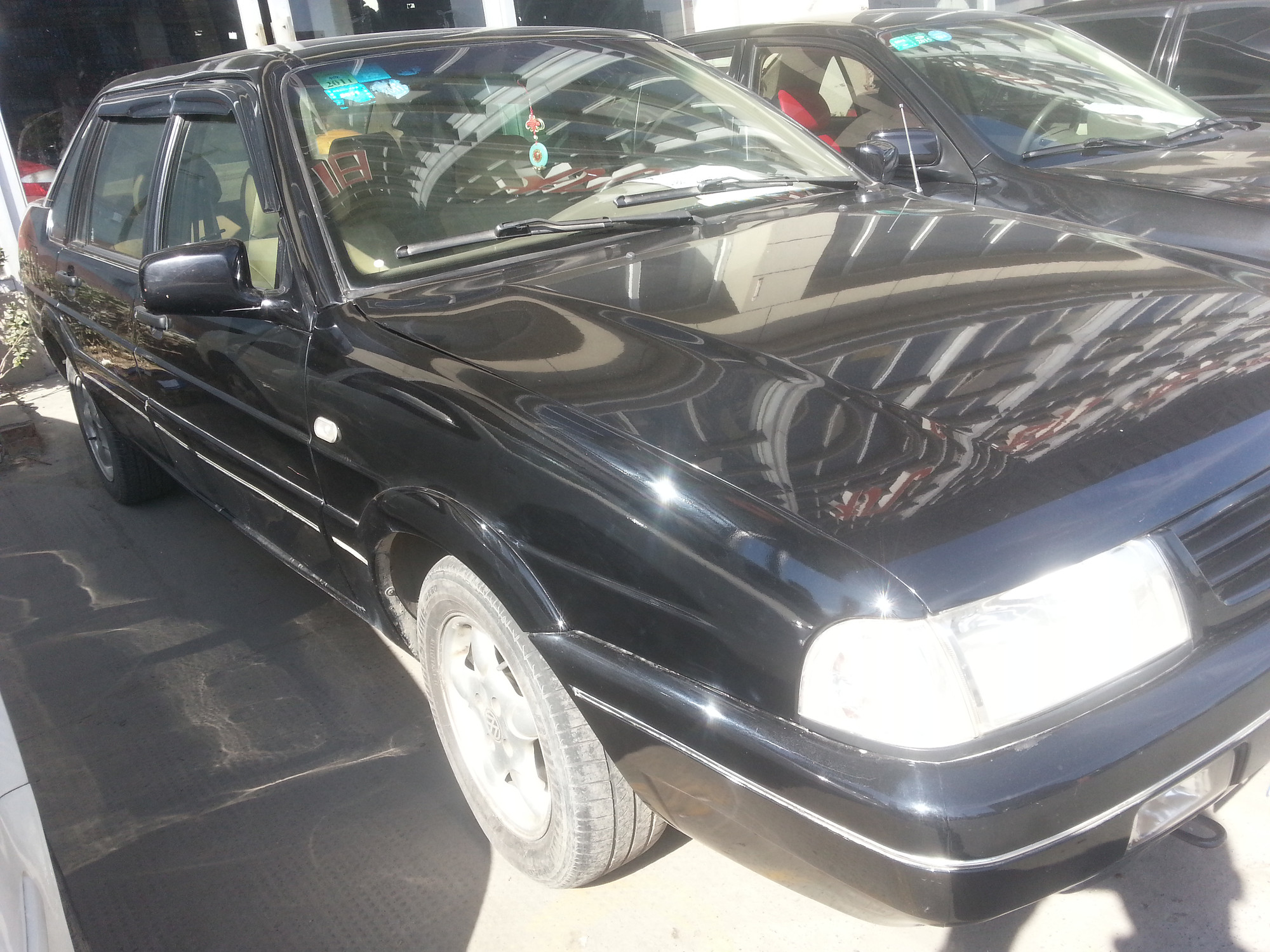 自动挡桑塔纳2000超低价转让18800元