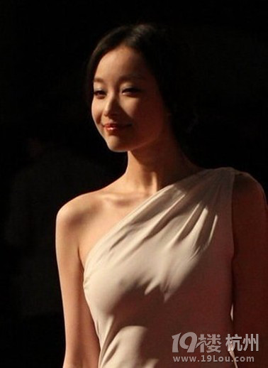 杭州19楼 文娱工坊 八卦田 曝光十大女星千载难遇的凸.