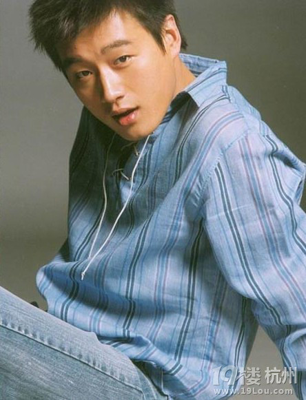 卷入被包养传闻很苦恼的十大男星(图)-桃色盘点