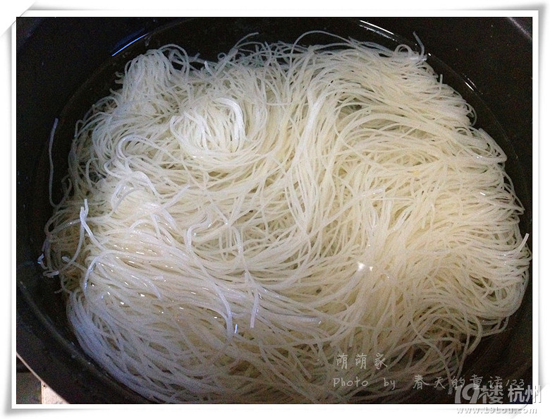 【萌萌家】晚飯也可以變個(gè)花樣——東陽(yáng)米粉干