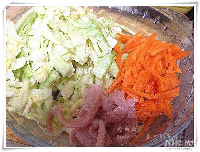【萌萌家】晚飯也可以變個(gè)花樣——東陽(yáng)米粉干