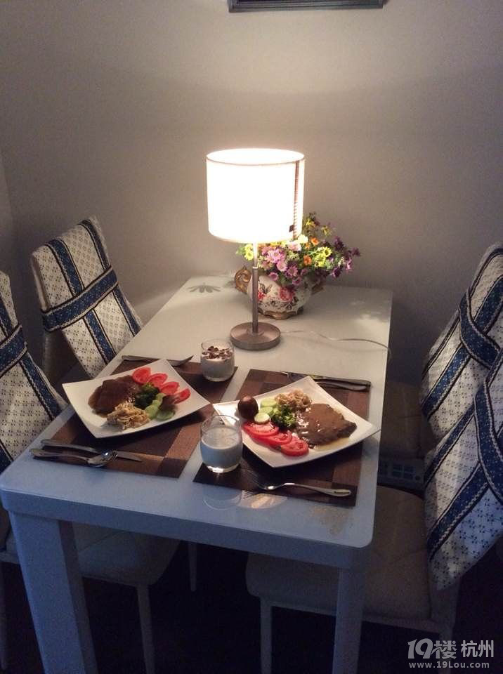 在家也能小浪漫~我们的烛光晚餐