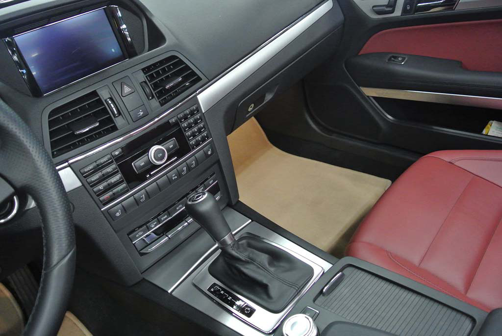 2012年06月奔驰e260敞篷