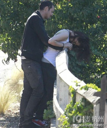 黄秋生领衔野战被抓现形的十大明星(图)