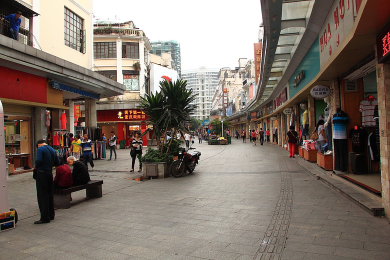 广东行—江门步行街(中山公园,中山纪念堂)