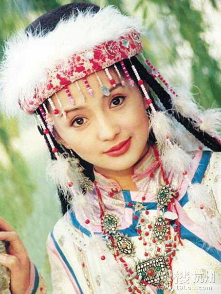 还珠格格之天上人间   民族:缅甸族   缅甸王的第八个女儿,称八公主