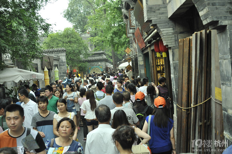 【我的畢業(yè)旅行】男男激情8天體驗(yàn)火辣辣的成都！