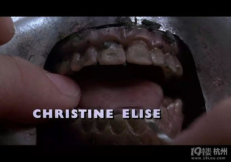 图解电影《鬼娃回魂2》,鬼娃娃上身保卫战(完