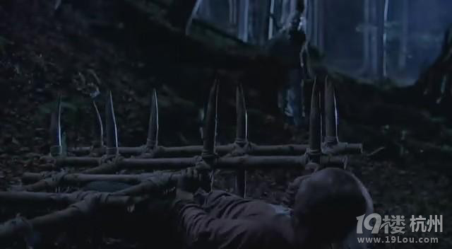 图解电影《致命弯道3》,森林中的食人狂魔(完