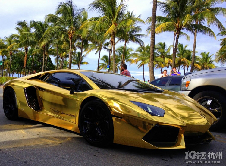 游想租车不知道哪里可以租到便宜点的越野车?