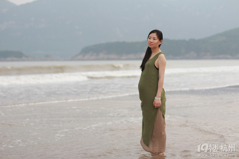海边孕妇照纯素颜纯手工亲拍