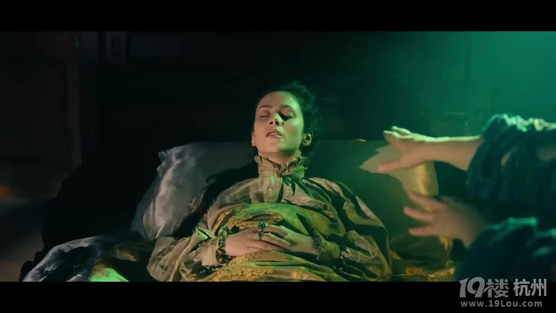 图解电影《吸血女伯爵》不伦之爱 蕾丝之情(完