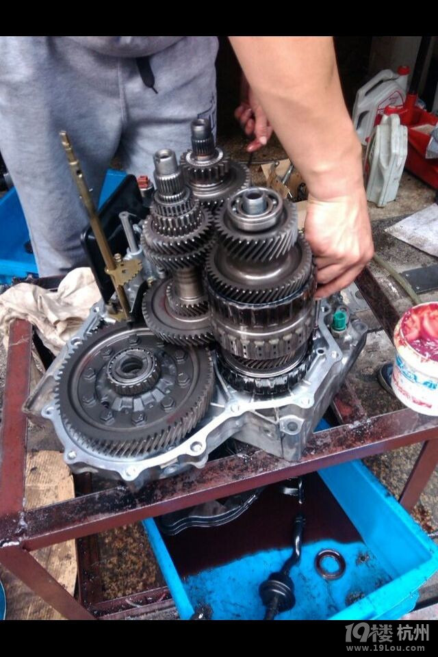4变速箱dcla分解维修中作业分享