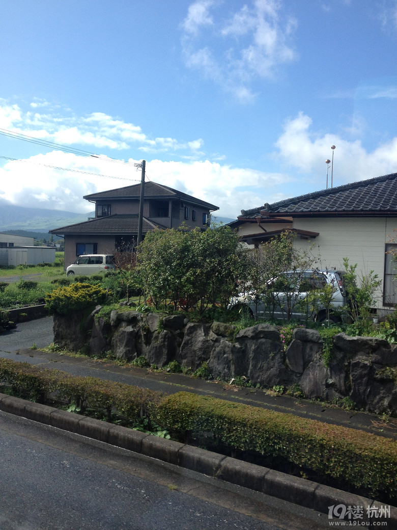 【和你在一起】魅力日本游—蓝天草原火山温泉（有图有真相）