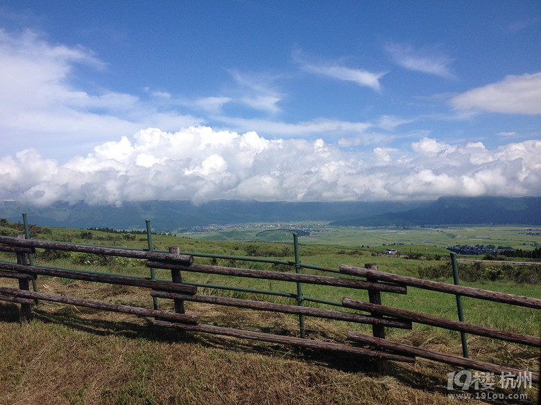 【和你在一起】魅力日本游—蓝天草原火山温泉（有图有真相）