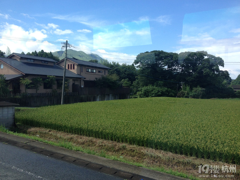 【和你在一起】魅力日本游—蓝天草原火山温泉（有图有真相）