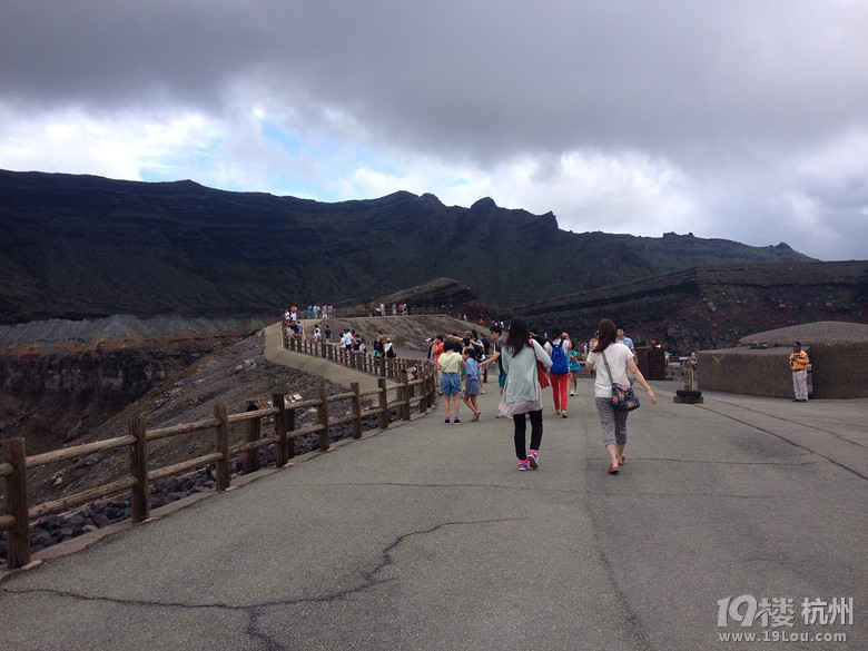 【和你在一起】魅力日本游—蓝天草原火山温泉（有图有真相）