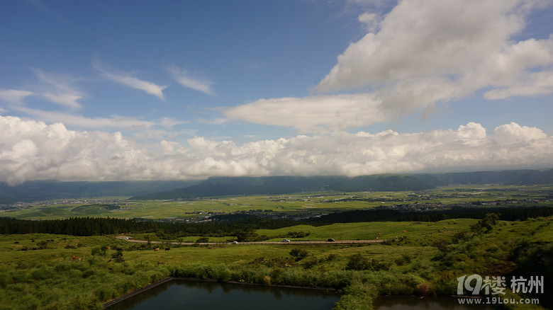 【和你在一起】魅力日本游—蓝天草原火山温泉（有图有真相）