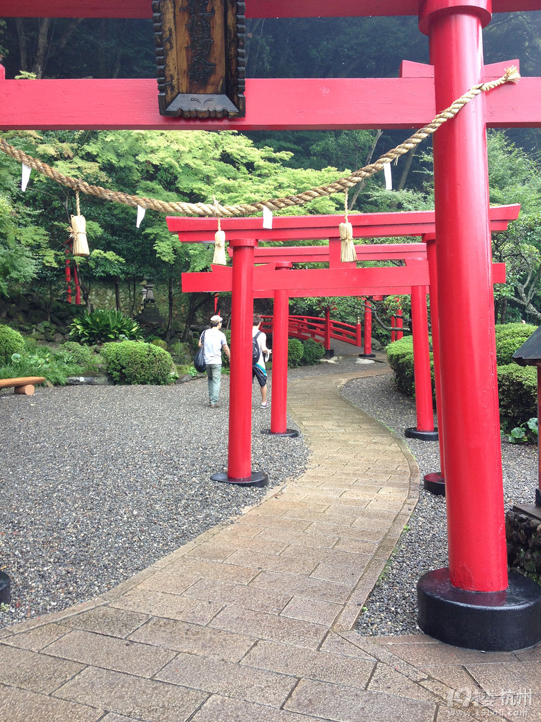 【和你在一起】魅力日本游—蓝天草原火山温泉（有图有真相）