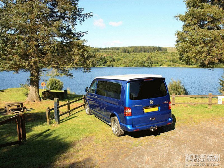 杭州交通职业高级中学汽车模型社团---把商务车