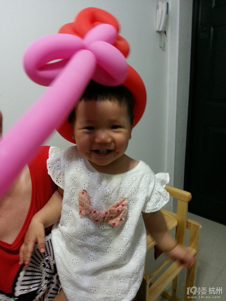 【苏宁红孩子松下宝贝星】+搞怪的小梨涡美女